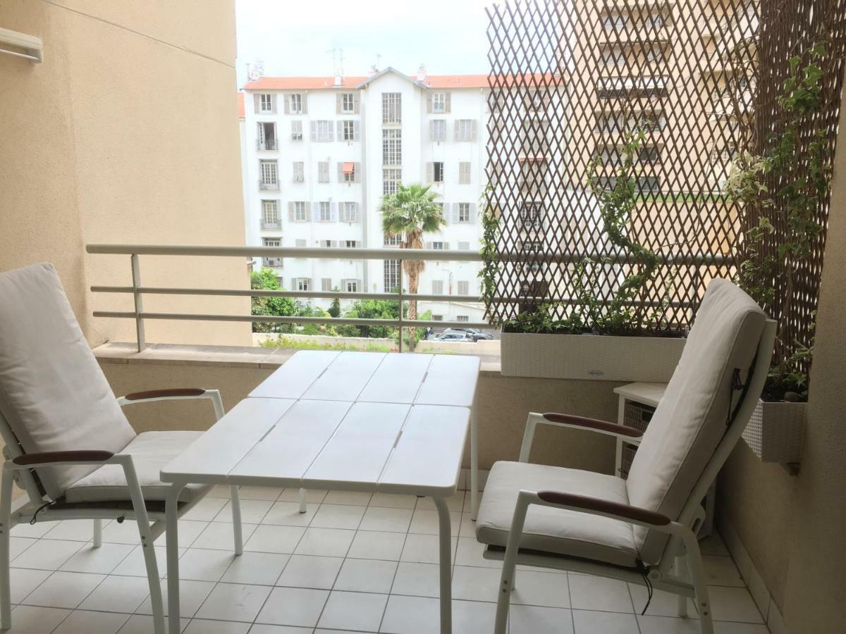 Quiet Flat Next To The Beach Nice Buitenkant foto